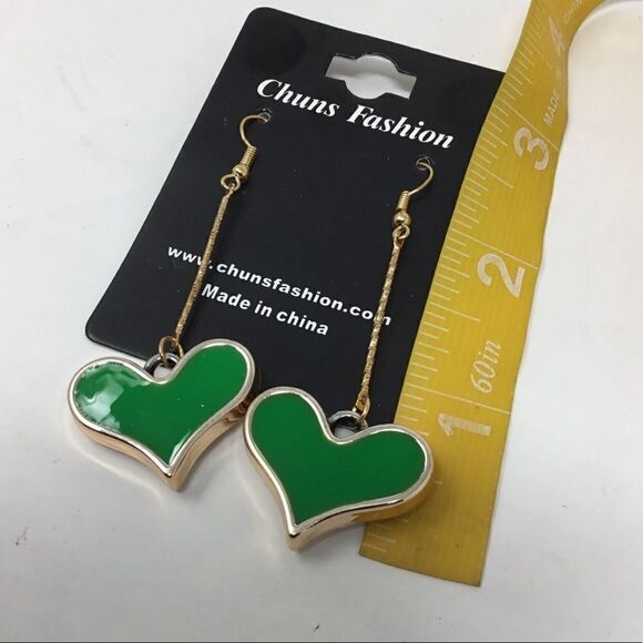 Lightweight Heart Dangle Earrings (H15) - Picture 5 of 6